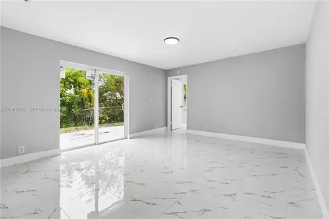 8500 SW 20th Street North Lauderdale FL 33068