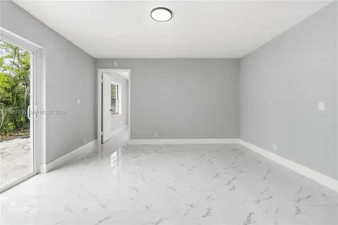 8500 SW 20th Street North Lauderdale FL 33068