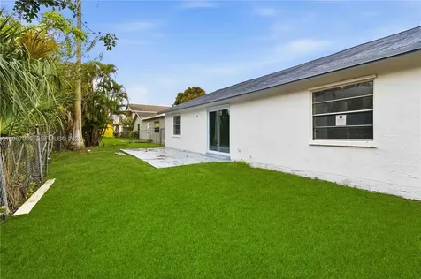 8500 SW 20th Street North Lauderdale FL 33068