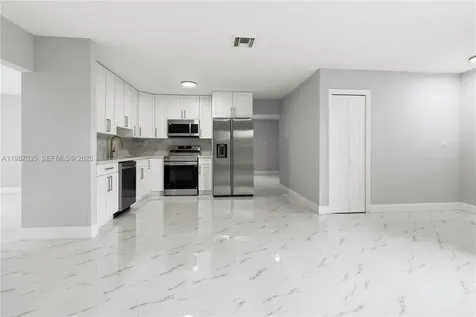 8500 SW 20th Street North Lauderdale FL 33068