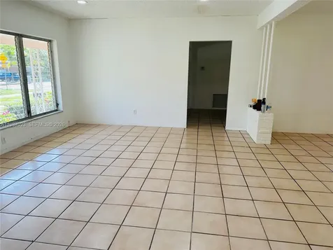 5705 SW 39th Street Miami FL 33155-2842