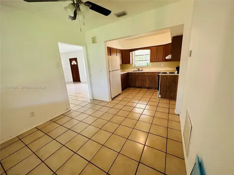 5705 SW 39th Street Miami FL 33155-2842