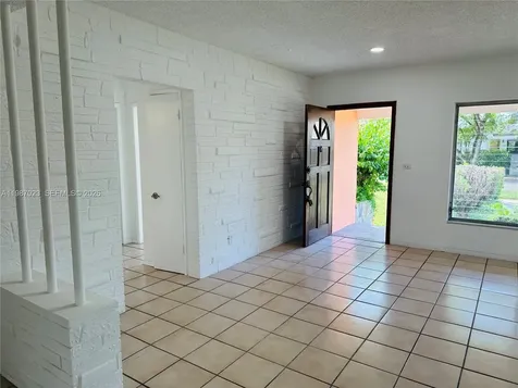 5705 SW 39th Street Miami FL 33155-2842