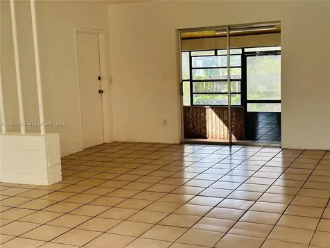 5705 SW 39th Street Miami FL 33155-2842