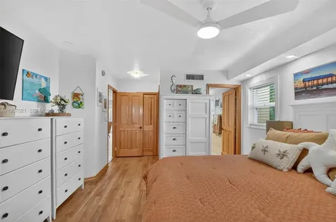 333 SE 20th Avenue Deerfield Beach FL 33441