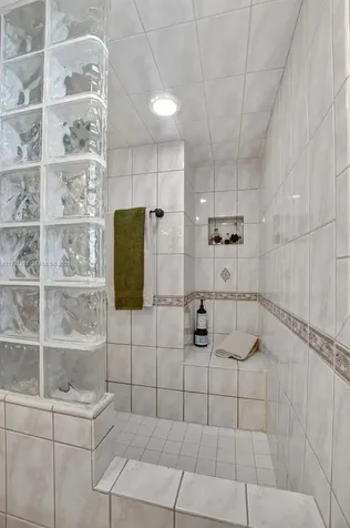 333 SE 20th Avenue Deerfield Beach FL 33441