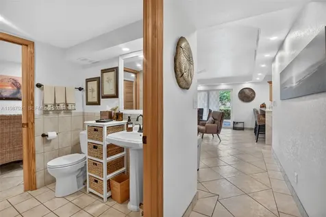 333 SE 20th Avenue Deerfield Beach FL 33441