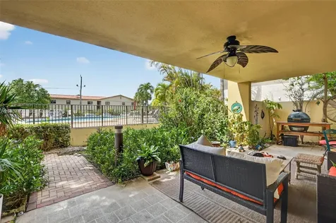 333 SE 20th Avenue Deerfield Beach FL 33441