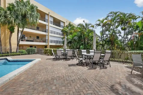 333 SE 20th Avenue Deerfield Beach FL 33441