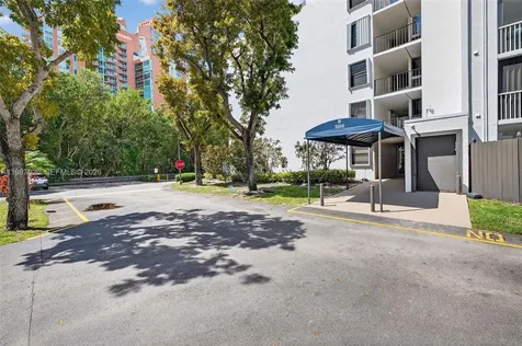 3350 NE 192nd Street Aventura FL 33180