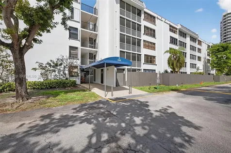 3350 NE 192nd Street Aventura FL 33180