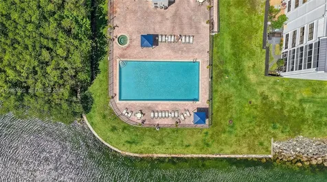 3350 NE 192nd Street Aventura FL 33180