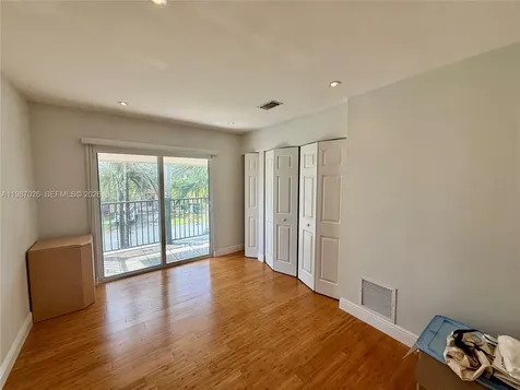211 189th Terrace Sunny Isles Beach FL 33160