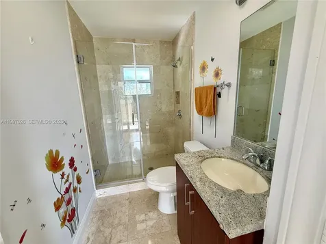 211 189th Terrace Sunny Isles Beach FL 33160