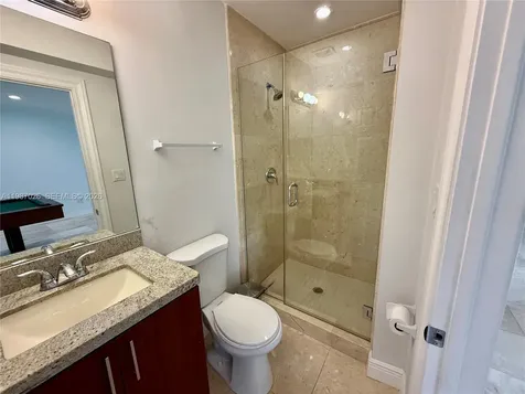 211 189th Terrace Sunny Isles Beach FL 33160