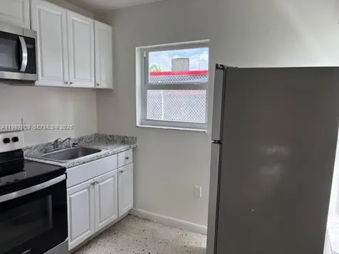 828 SW 20th Avenue Miami FL 33135