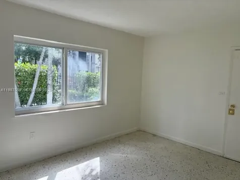828 SW 20th Avenue Miami FL 33135
