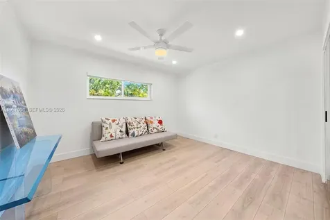424 Alamanda Drive Hallandale Beach FL 33009