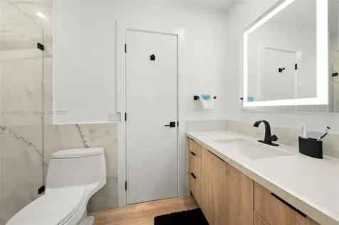 424 Alamanda Drive Hallandale Beach FL 33009