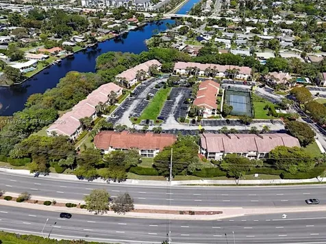815 W Boynton Beach Boulevard Boynton Beach FL 33426