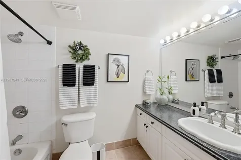 520 SE 5th Avenue Fort Lauderdale FL 33301