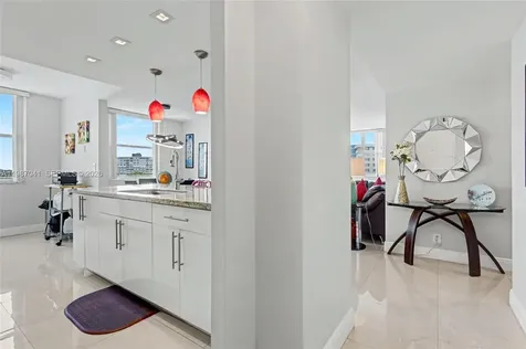 4330 Hillcrest Drive Hollywood FL 33021