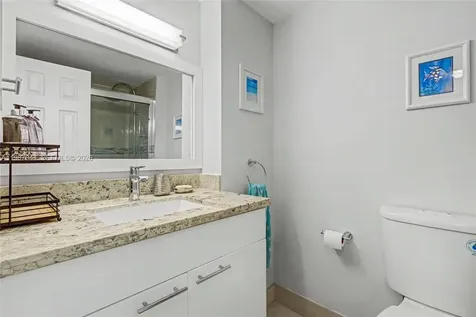 4330 Hillcrest Drive Hollywood FL 33021