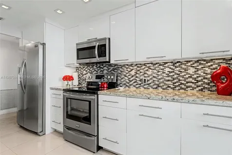 4330 Hillcrest Drive Hollywood FL 33021
