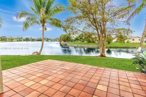 8980 Palm Tree Lane Pembroke Pines FL 33024
