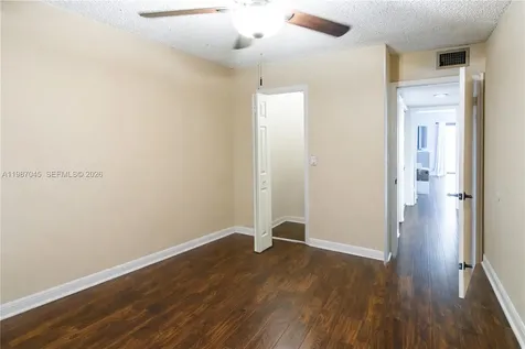 8980 Palm Tree Lane Pembroke Pines FL 33024