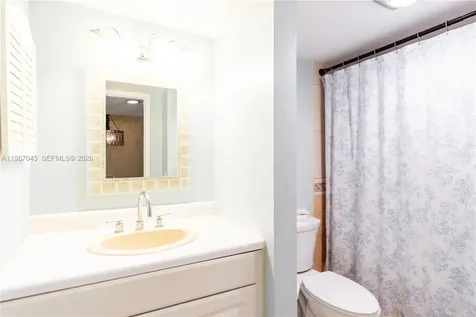 8980 Palm Tree Lane Pembroke Pines FL 33024