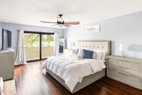 8980 Palm Tree Lane Pembroke Pines FL 33024