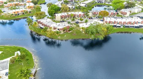 8980 Palm Tree Lane Pembroke Pines FL 33024