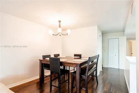 8980 Palm Tree Lane Pembroke Pines FL 33024