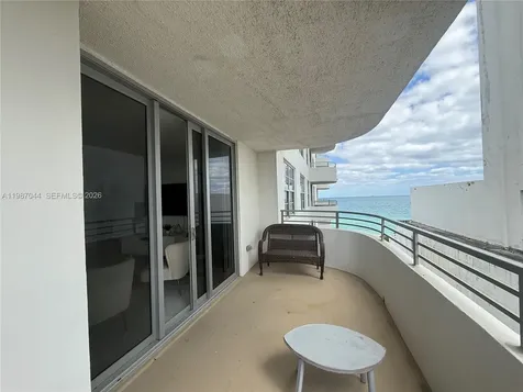 5555 Collins Avenue Miami Beach FL 33140