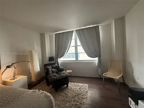 5555 Collins Avenue Miami Beach FL 33140