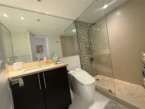 5555 Collins Avenue Miami Beach FL 33140