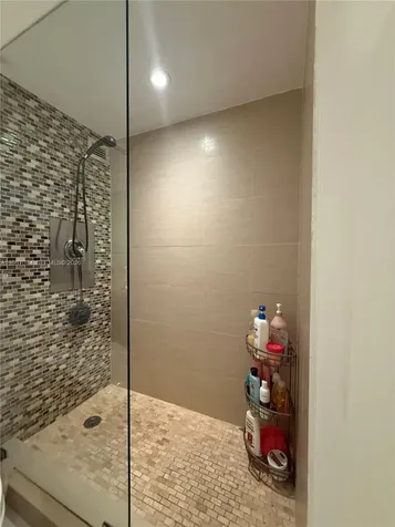 5555 Collins Avenue Miami Beach FL 33140