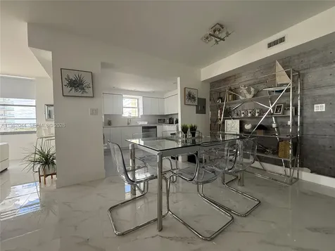 5555 Collins Avenue Miami Beach FL 33140