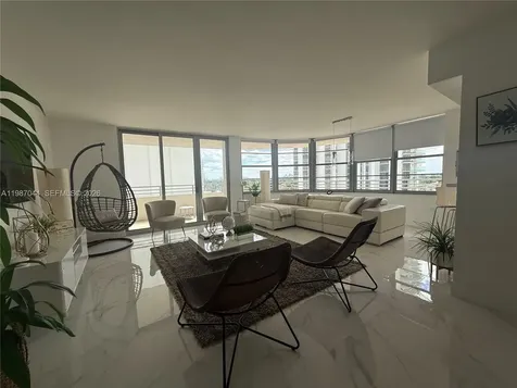5555 Collins Avenue Miami Beach FL 33140
