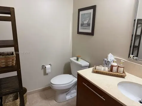 2641 N Flamingo Road Sunrise FL 33323