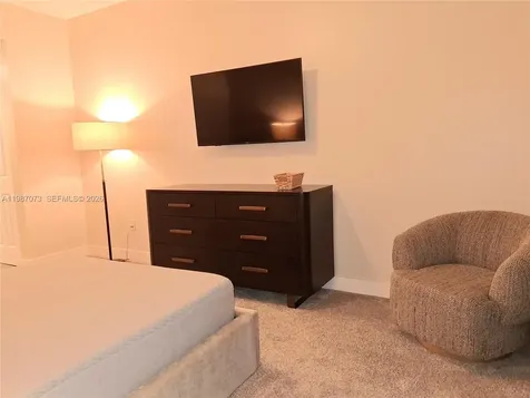 2641 N Flamingo Road Sunrise FL 33323