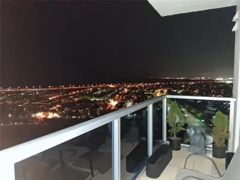 2641 N Flamingo Road Sunrise FL 33323