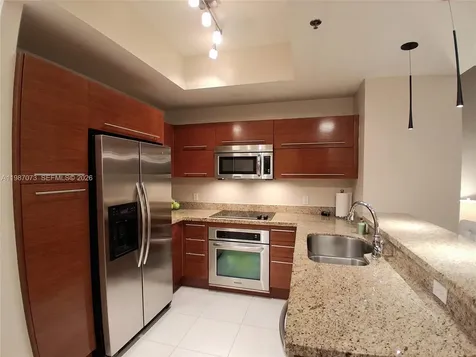 2641 N Flamingo Road Sunrise FL 33323