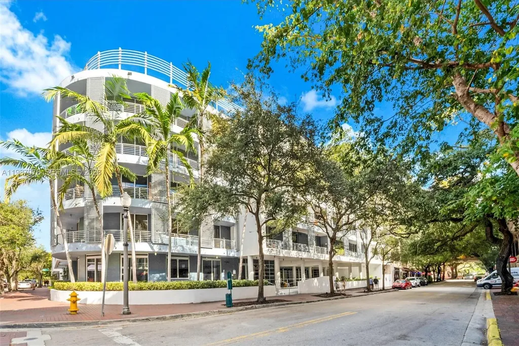 3339 Virginia Street Miami FL 33133