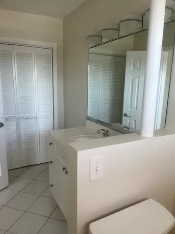 5050 Bayview Drive Fort Lauderdale FL 33308
