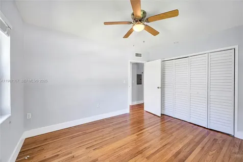 7621 SW 55th Avenue Miami FL 33143
