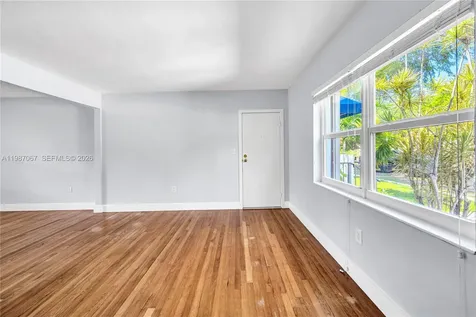 7621 SW 55th Avenue Miami FL 33143