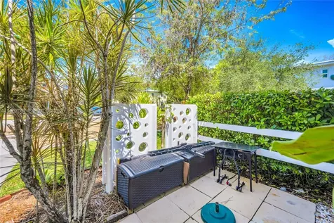 7621 SW 55th Avenue Miami FL 33143