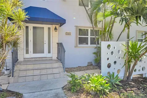 7621 SW 55th Avenue Miami FL 33143